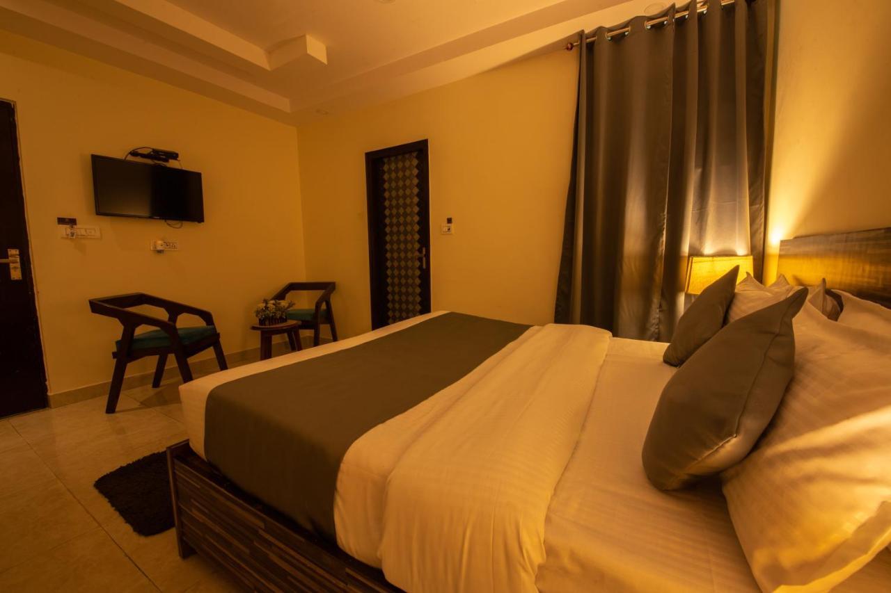 Umra Grace - Hotel In Haridwar By Perfect Stayz ภายนอก รูปภาพ