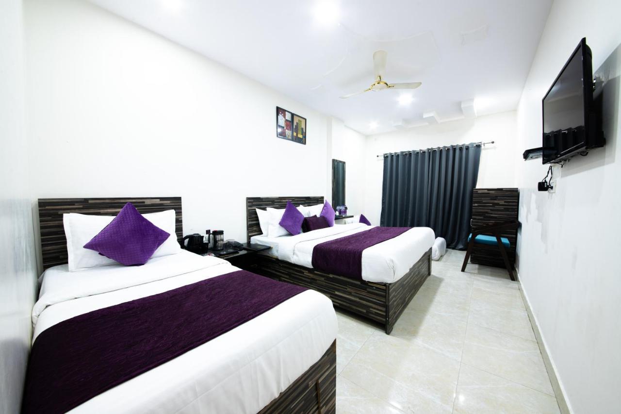 Umra Grace - Hotel In Haridwar By Perfect Stayz ภายนอก รูปภาพ