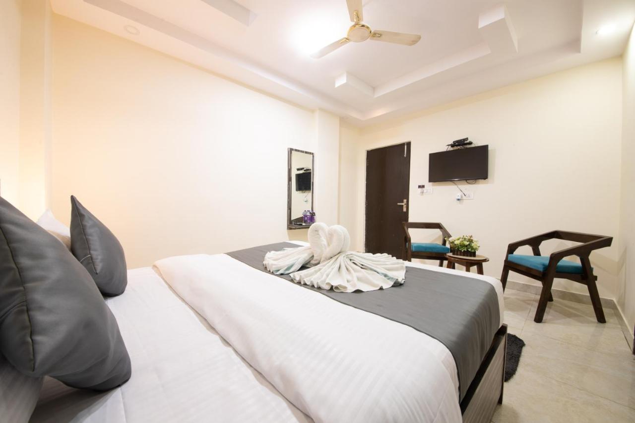 Umra Grace - Hotel In Haridwar By Perfect Stayz ภายนอก รูปภาพ